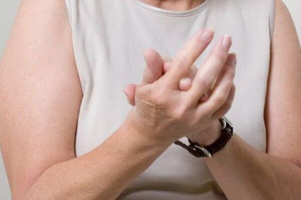 ból stawów palców zdjęcie 3